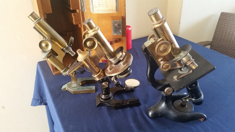 Fig. 3: Three microscopes from Gerhard van der Horst’s collection.